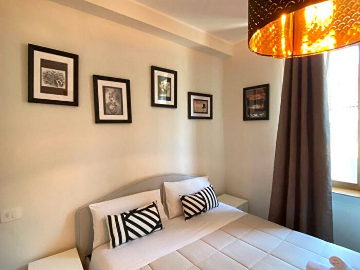 Appartamento bilocale in affitto in Via Evangelista Torricelli, Ascanio Sforza, Milano