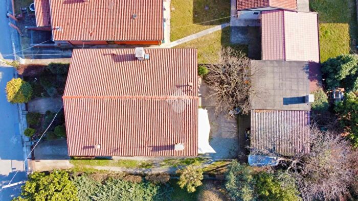 Casa con 6 locali in vendita in Via Edmondo De Amicis, Campoformido