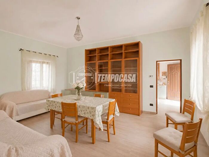 Appartamento trilocale in vendita in Carpignano Sesia
