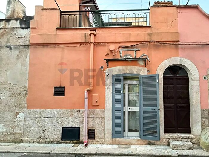 Casa bilocale in vendita in Via Lavacca Domenico, Grumo Appula