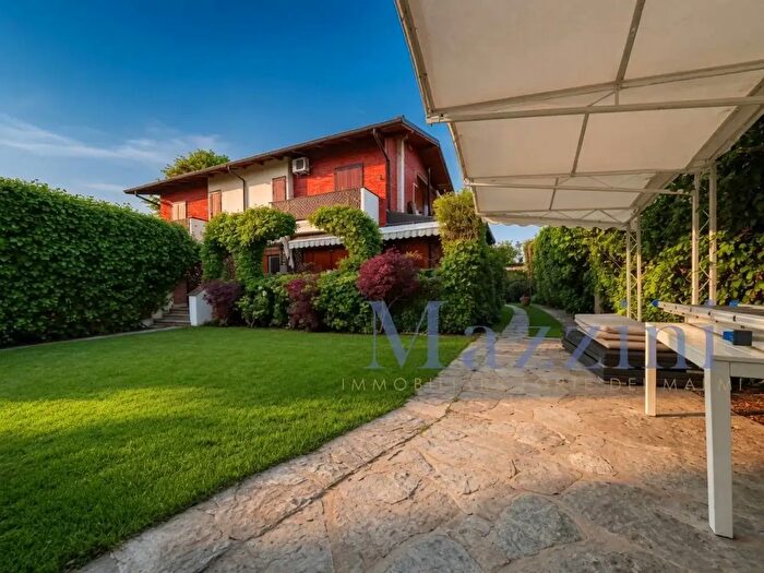 Casa con 7 locali in vendita in Via Scassicarli, Forte Dei Marmi