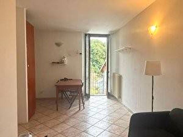 Appartamento bilocale in affitto in Via Casartello, Centro, San Fermo della Battaglia