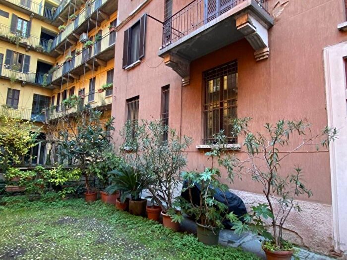 Appartamento trilocale in affitto in Via Atto Vannucci, Porta Romana Medaglie d'Oro, Milano