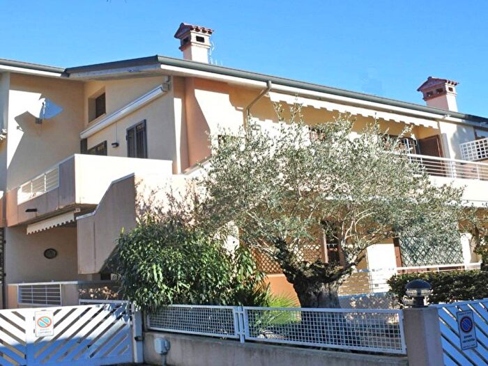 Casa con 6 locali in affitto in Centro, Cervia