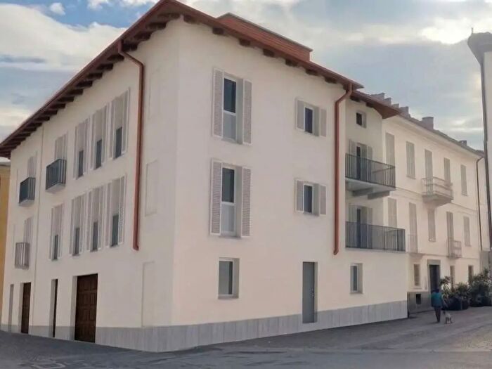 Appartamento trilocale in vendita in Via del Pino, Pinerolo