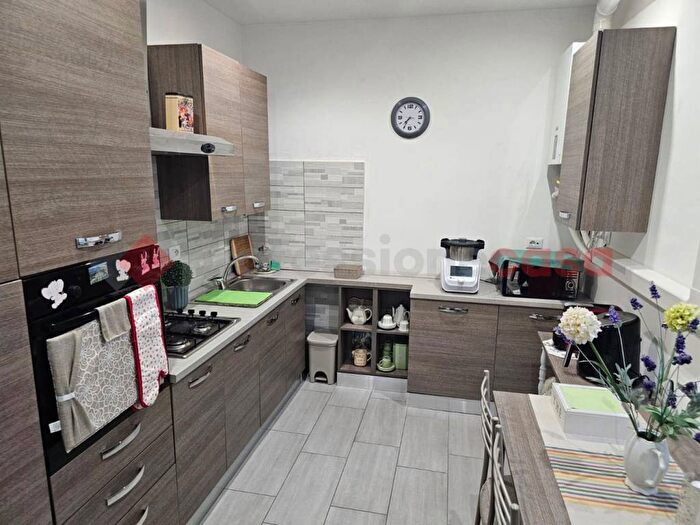 Appartamento con 5 locali in affitto in Viale Mazzini snc, Centro, Frosinone