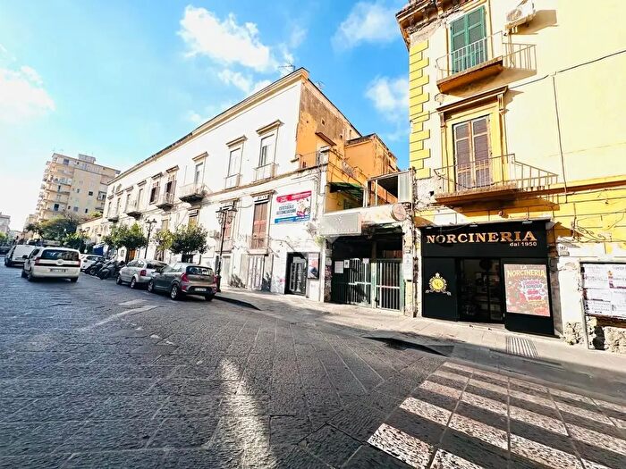 Appartamento quadrilocale in vendita in Corso Vittorio Emanuele, Torre Del Greco