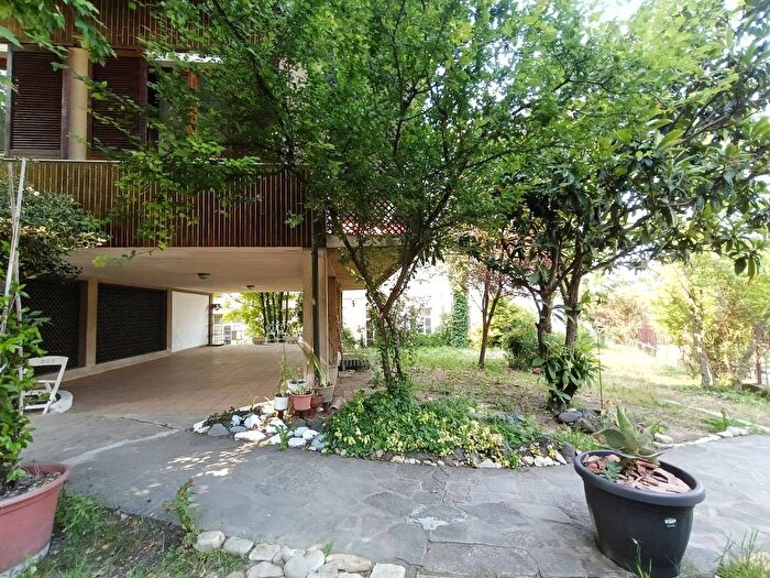 Casa quadrilocale in affitto in Via Creta, Vicobarone, Ziano Piacentino