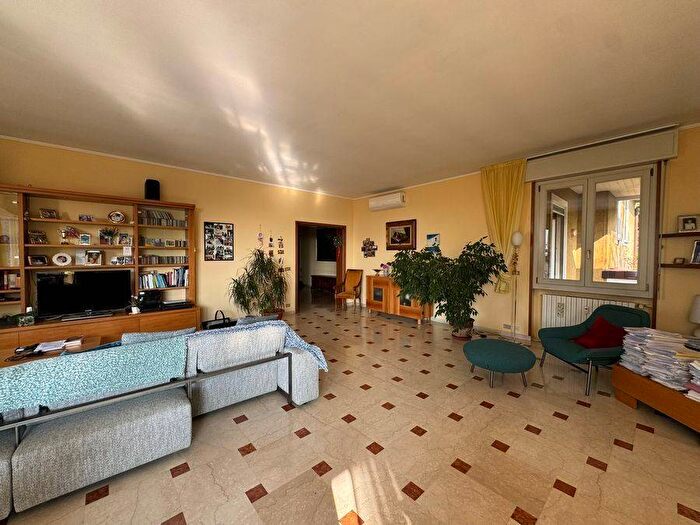 Appartamento con 5 locali in affitto in Via Roberto Ardigò, Panoramica, Brescia