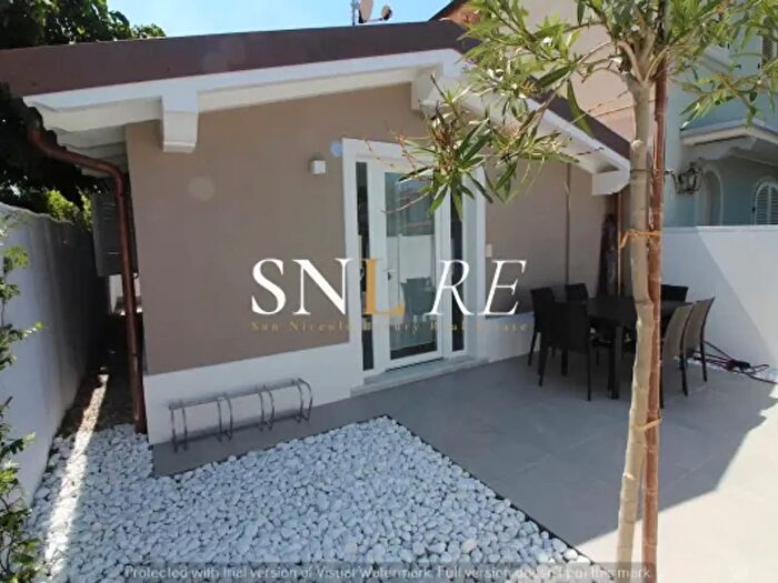Casa bilocale in vendita in Via Ragazzi del ', Forte Dei Marmi