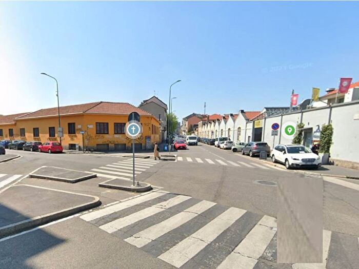 Casa con 6 locali in affitto in Bovisa, Milano