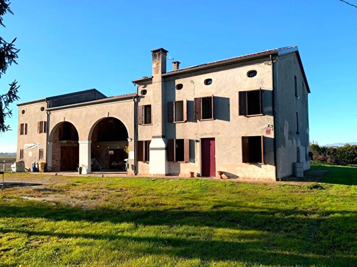 Casa con 8 locali in vendita in Via Giuseppe Dossetti, Piazzola Sul Brenta