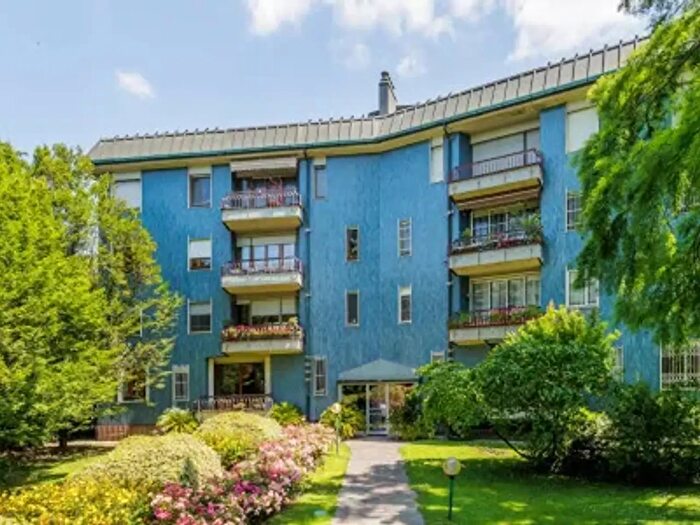 Appartamento quadrilocale in affitto in Via degli Ottoboni, Milano