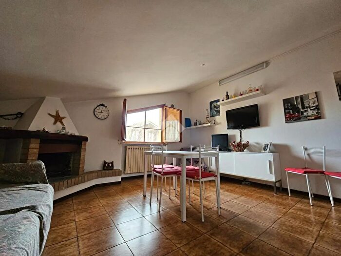 Appartamento quadrilocale in vendita in Via Catteneo, Cattolica