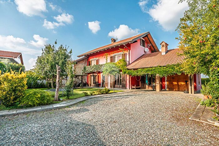 Casa con 5 locali in vendita in Via Brunero, San Maurizio Canavese