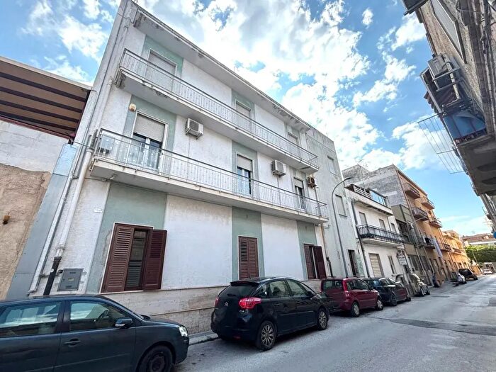 Appartamento quadrilocale in vendita in Via Evangelista di Blasi, Trapani
