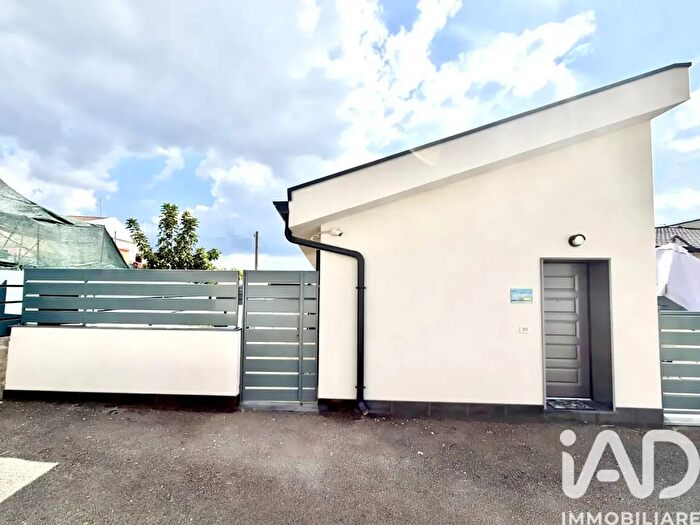 Casa bilocale in vendita in Via Miramare, Avola