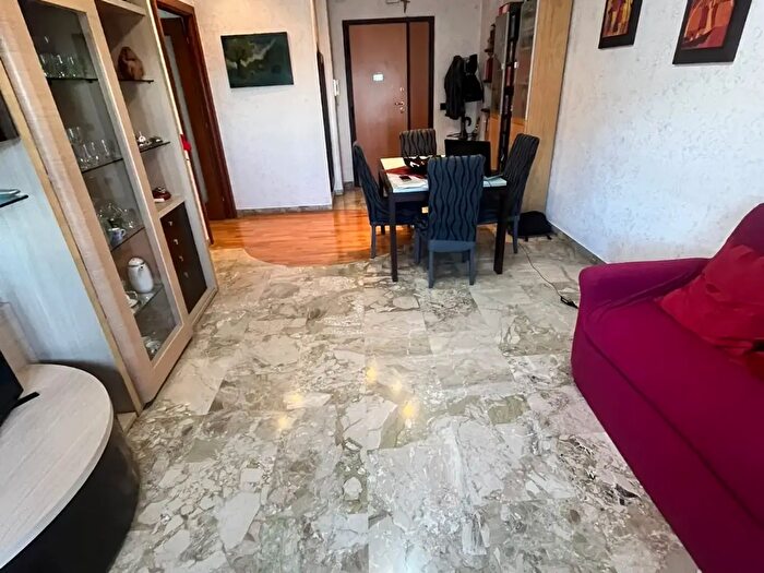 Appartamento bilocale in vendita in Viale Telese, Roma