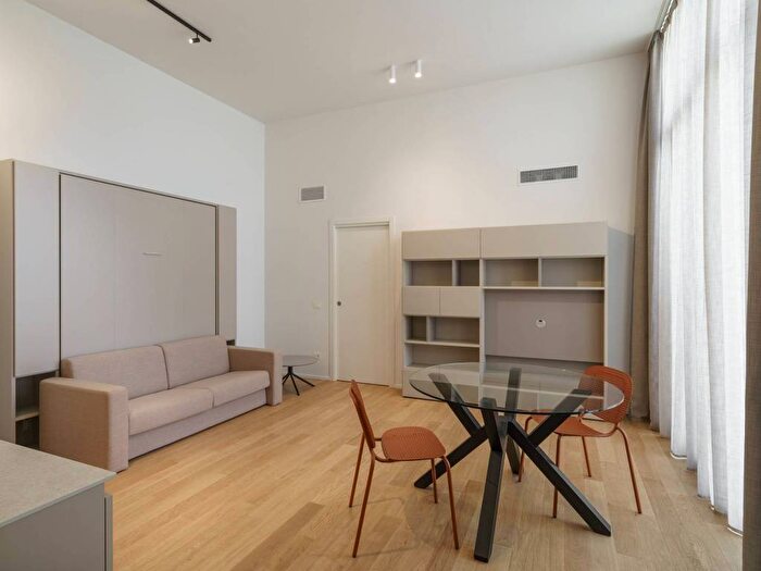 Appartamento monolocale in affitto in Barona, Milano