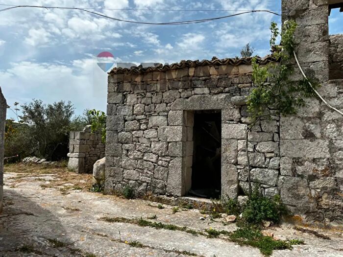 Casa monolocale in vendita in Via della Fontana Snc, Ragusa