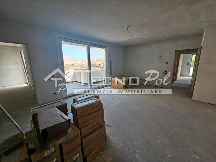 Appartamento quadrilocale in vendita in Via Pietro Cosma, Camposampiero