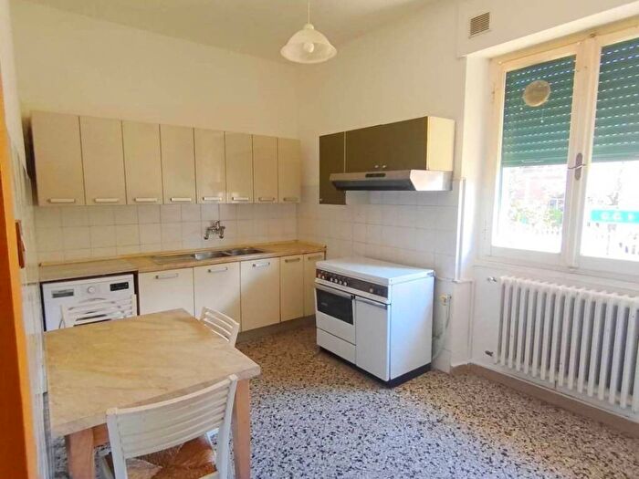 Appartamento trilocale in affitto in Via Fiorentina, Arezzo