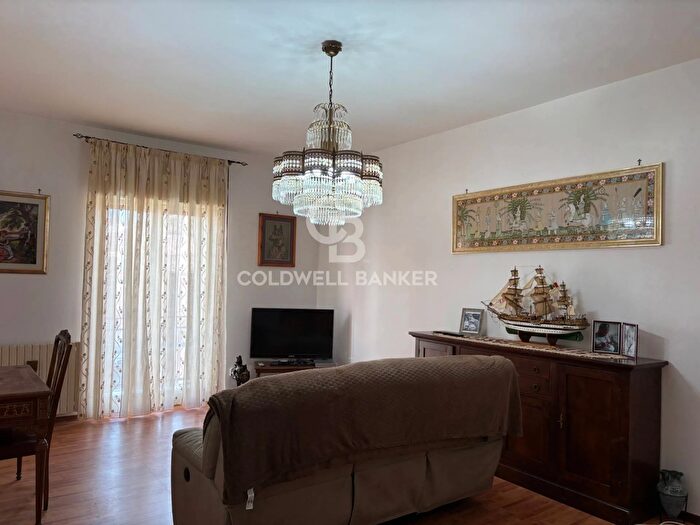 Appartamento con 5 locali in vendita in Via Madonna delle Grazie, Giarratana