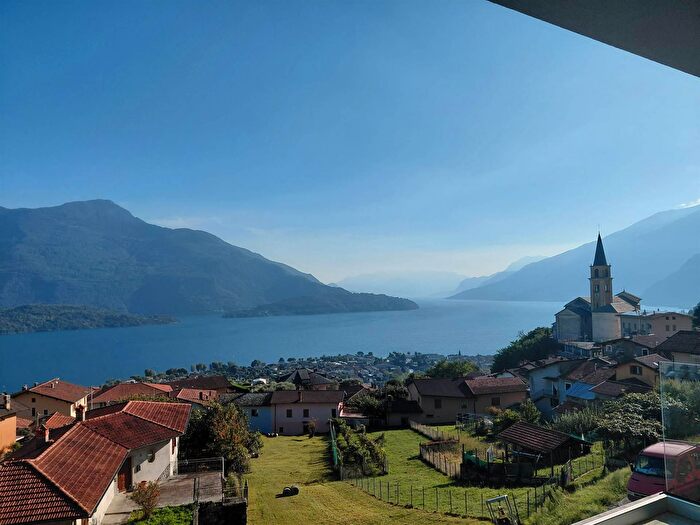 Appartamento trilocale in vendita in Vercana