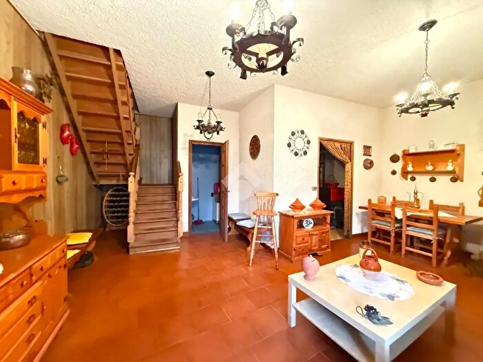 Casa quadrilocale in vendita in Borgata Arietti, Giaveno