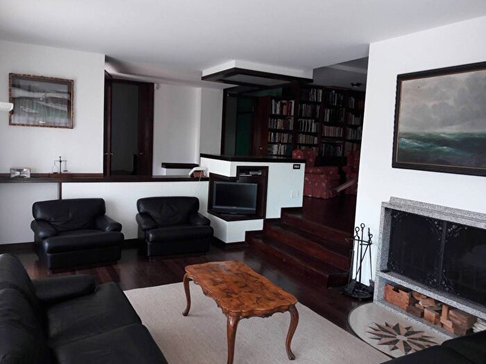 Appartamento quadrilocale in affitto in Via Castel Carnasino, Villa Aprica, Como