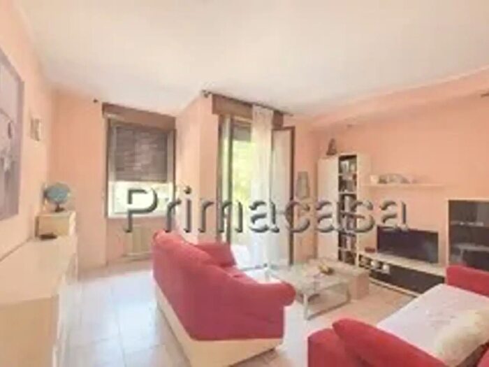 Appartamento con 5 locali in vendita in Via Valeggio, Verona