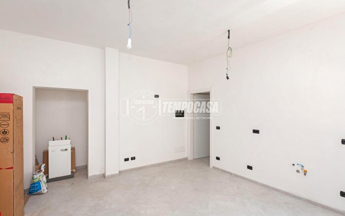 Appartamento trilocale in vendita in Via Roma, Fossano