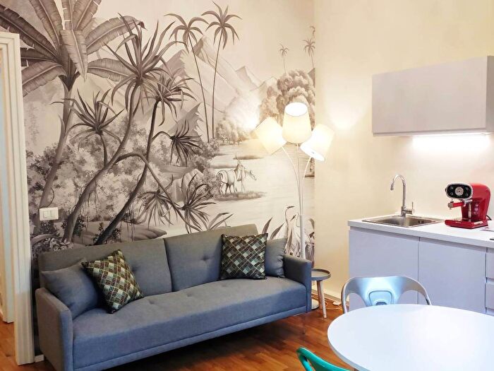 Appartamento bilocale in affitto in Via Tortona, Navigli Darsena, Milano