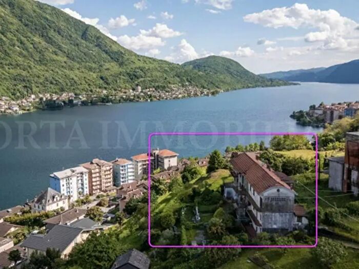 Casa con 6 locali in vendita in Via alle Quarne, Omegna