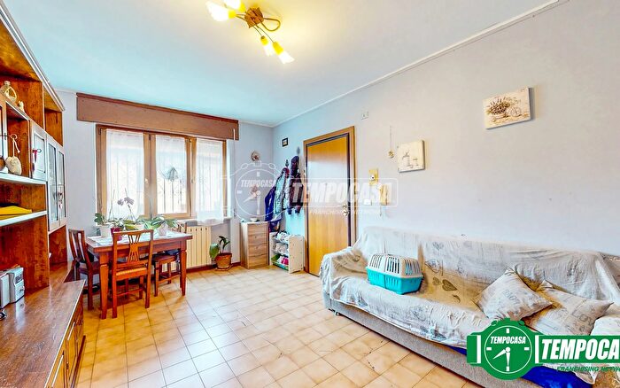 Appartamento quadrilocale in vendita in Strada della Leonessa, Ovada