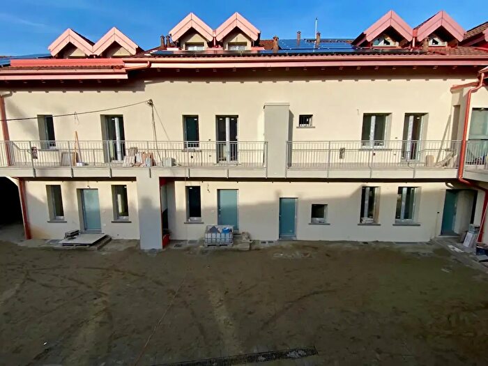 Case in Vendita e in Affitto - 3