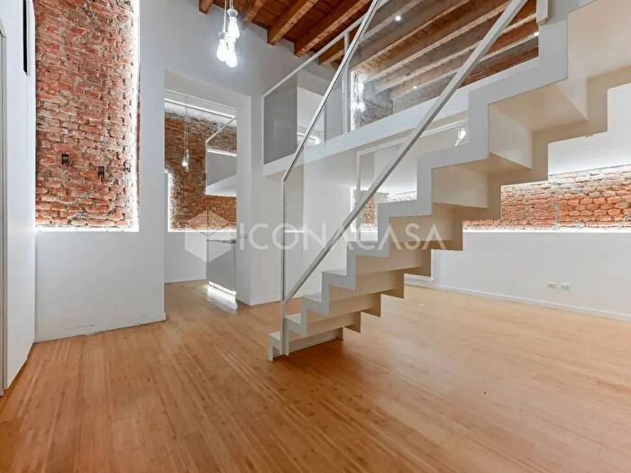 Appartamento trilocale in vendita in Via Pietro Crespi, Milano