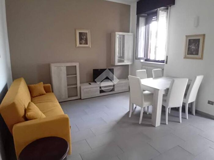 Appartamento bilocale in affitto in Str Robecco, Centro, Magenta