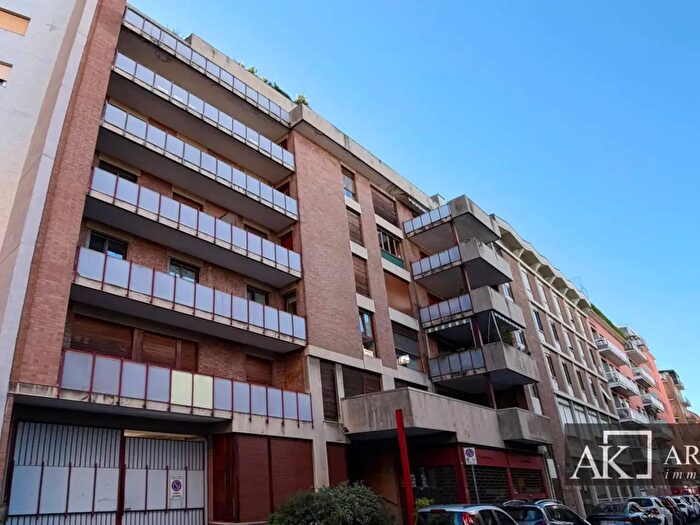 Appartamento trilocale in vendita in Via Monteverdi, Novara