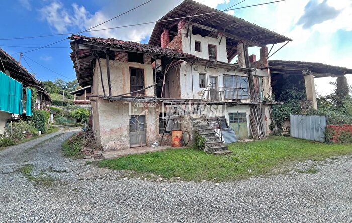 Casa bilocale in vendita in Borgata Crosaroglio, Rivara