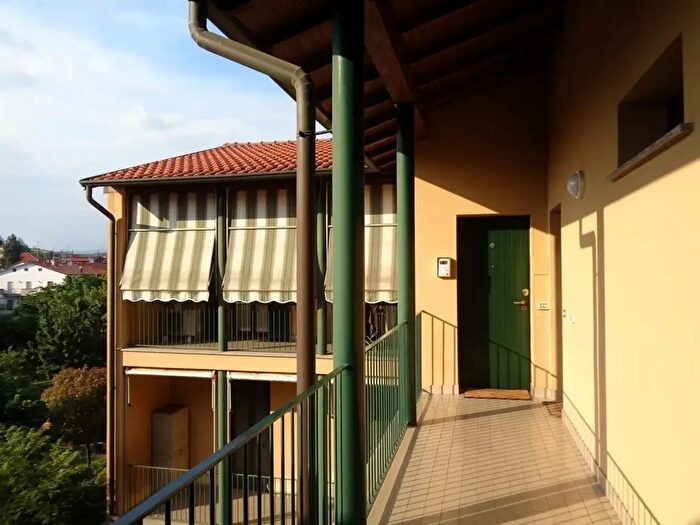 Appartamento quadrilocale in vendita in Via Silvio Pellico, Cornate DAdda