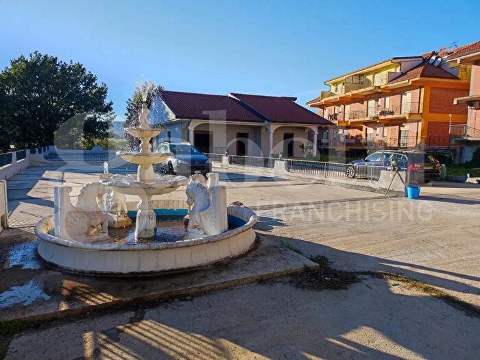 Casa in vendita in Cda Luca Snc, Chiaravalle Centrale