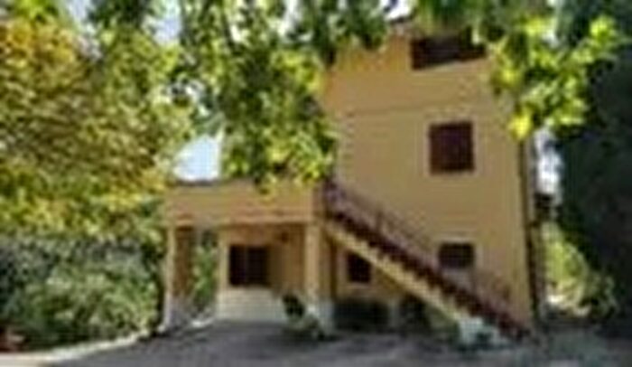 Casa con 9 locali in vendita in Avenale MC Italia Cingoli, Cingoli