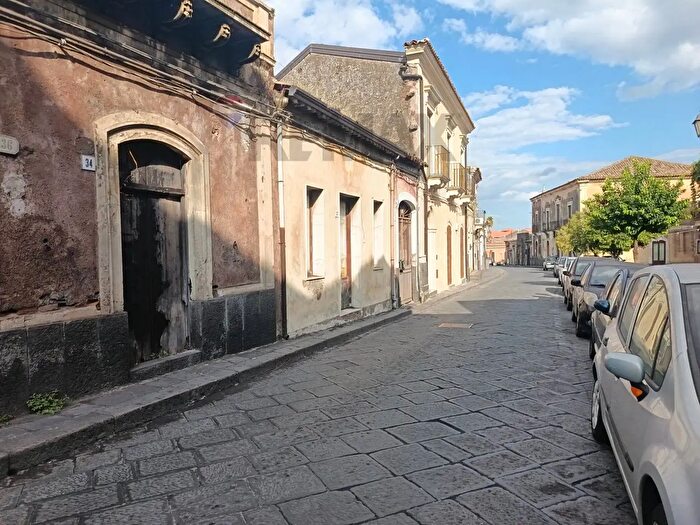 Casa trilocale in vendita in Corso Ara di Giove, Pedara