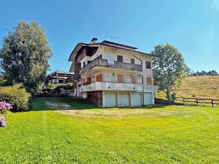 Appartamento con 5 locali in vendita in Via Tunche, Recoaro Terme