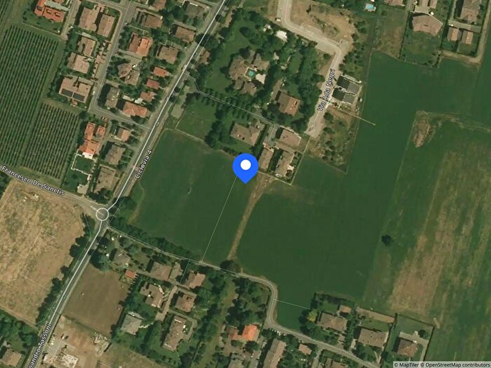 Casa in vendita in Via Ruggero da Vezzano Reggio Emilia Re Italia, Reggio Emilia