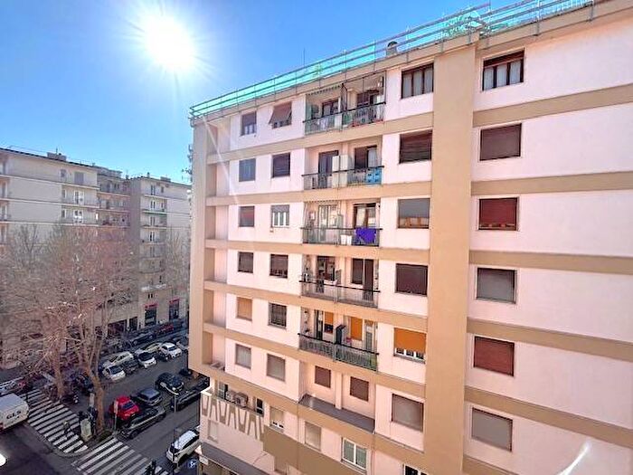 Appartamento trilocale in affitto in Via Antonio Cecchi, Foce, Genova