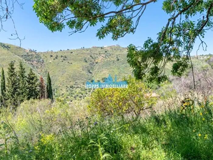 Casa quadrilocale in vendita in Gratteri