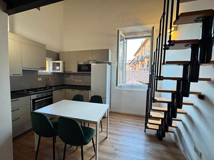 Appartamento monolocale in affitto in Via del Borgo di San Pietro, Irnerio, Bologna