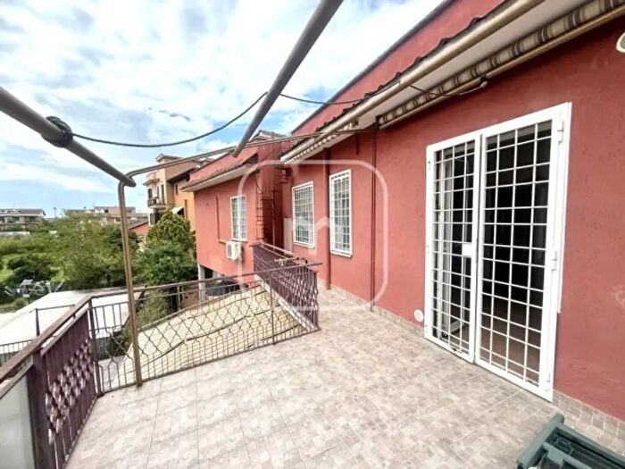 Appartamento bilocale in vendita in Via Introdacqua, Roma